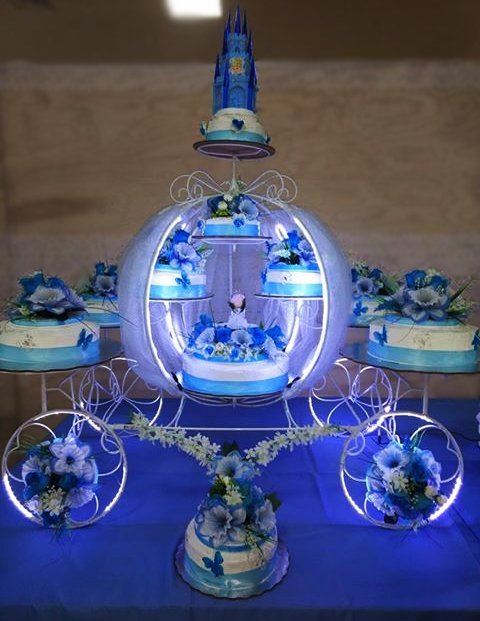 Carruaje cenicienta de 8 con luz